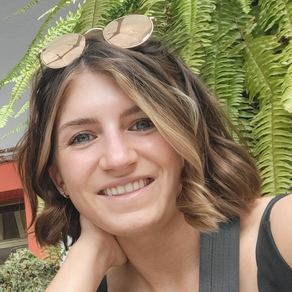 Meet your Posher, Emilie
